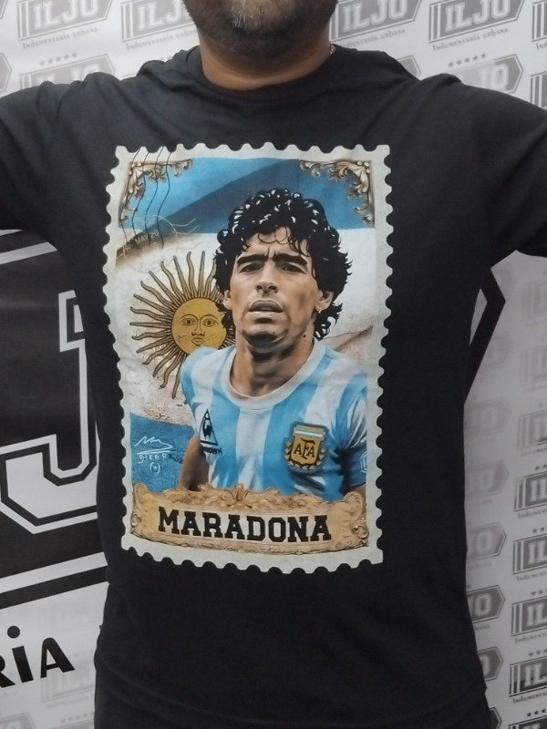 Producto - REMERA DIEGO ESTAMPILLA