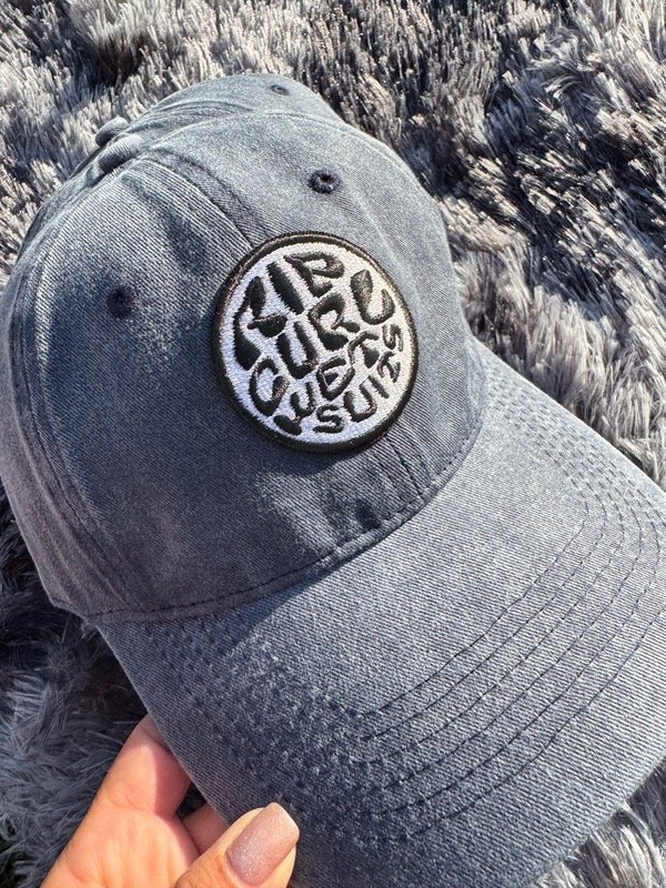 Producto - Gorra bordada Río