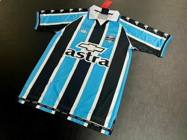 Producto - CAMISETA GREMIO IMPORTADA TITULAR RETRO 2000 #10 RONALDINHO - 3