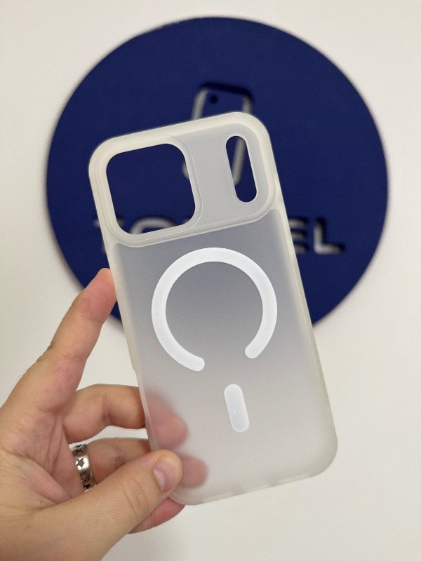 Producto - FUNDA ESMERILADA MAGSAFE IPHONE 17 PRO MAX
