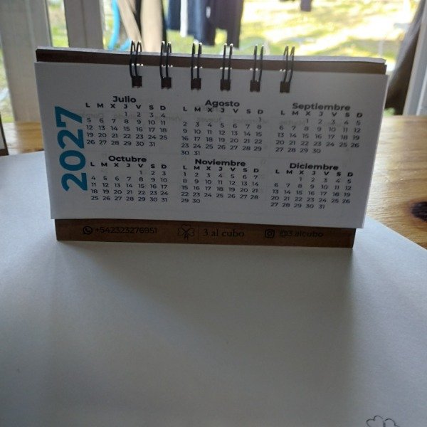 Producto - calendarios de escritorio 15x9cm personalizables - 2