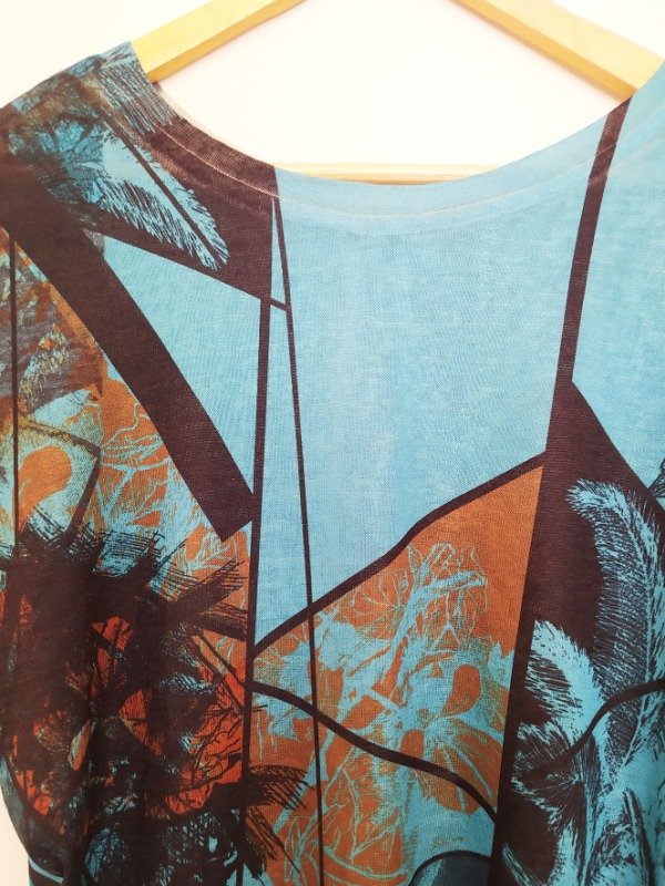 Producto - Remera FLASH -estampa Flores de verano fríos- - 2