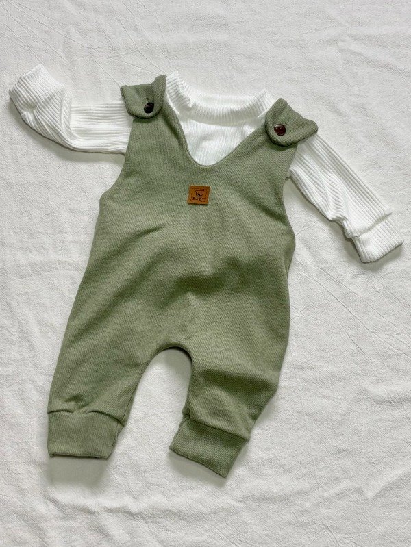 Producto - Jardinero + Camiseta Verde