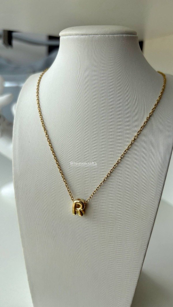 Producto - Collar acero dorado 3d acero dorado