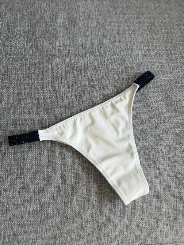 Producto - Bombacha Crema Tiritas Brillo ENtera