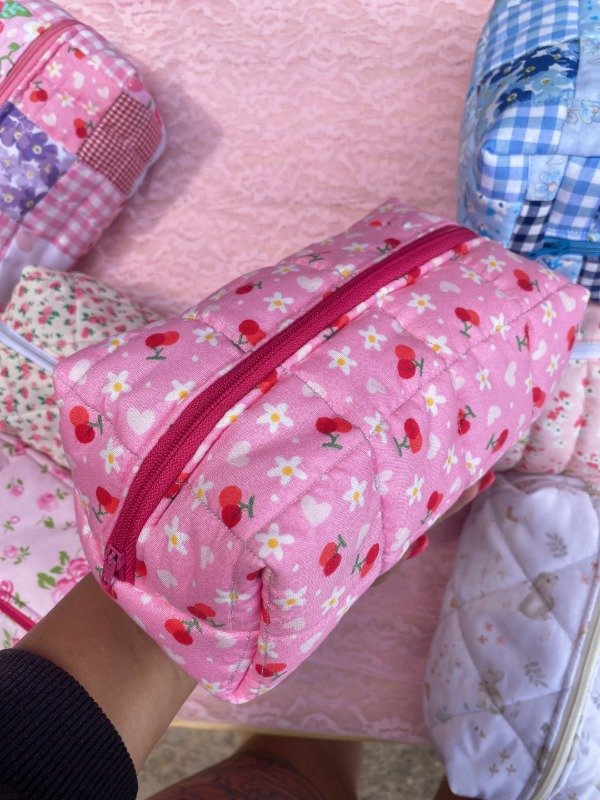 Producto - Cartuchera de cerezas rosa