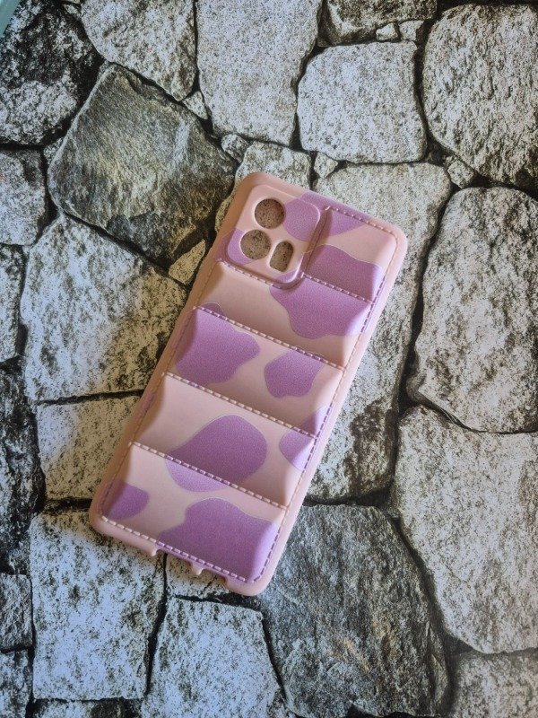 Producto - Puffer Diseño Moto G72 moo rosa