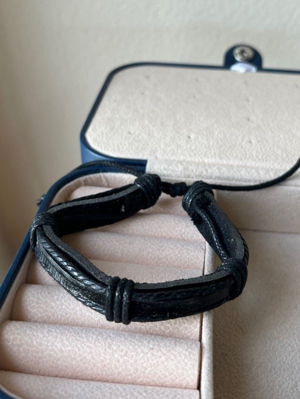 Producto - Pulsera de cuero para hombre e