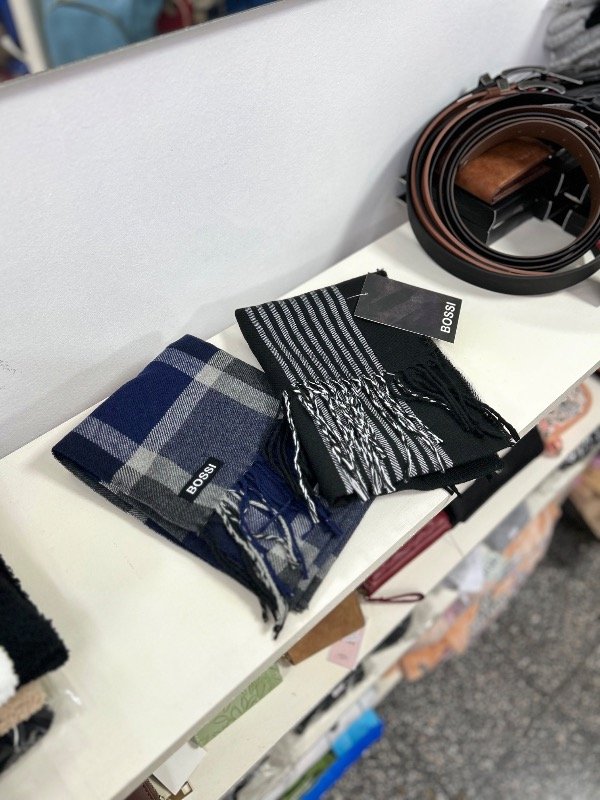 Producto - Ruana Bossi a cuadros