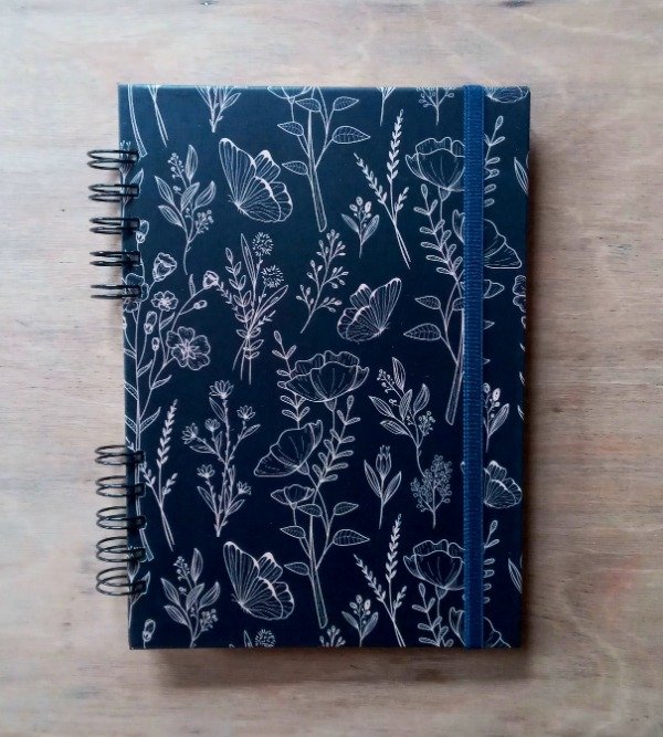 Producto - Agenda Flores Y Mariposas