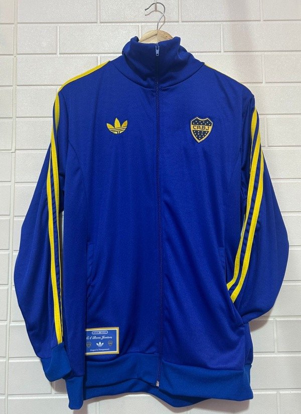 Producto - CAMPERA TERRACE ICON - BOCA JUNIORS 2025/26