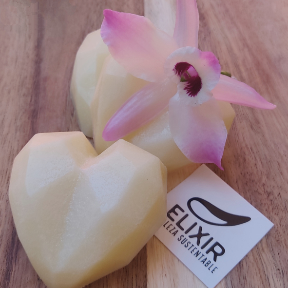 Producto - Leche desmaquillante sólida