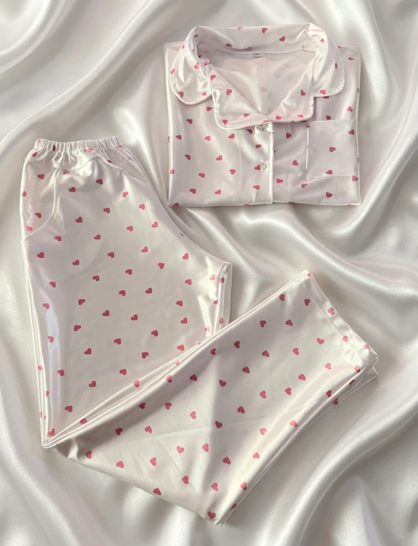 Producto - Camisero Largo Raso MC Blanco Corazones