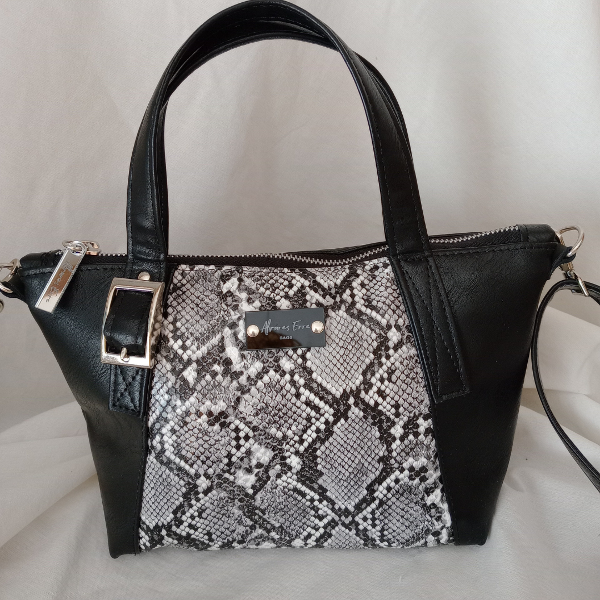 Producto - Cartera Zoe con reptil