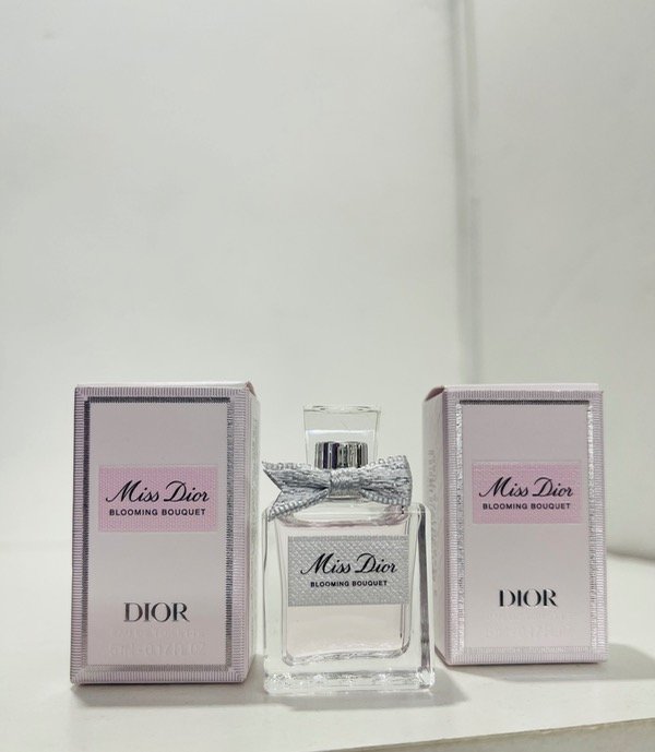 Producto - Minitalla Miss Dior Blooming Bouquet