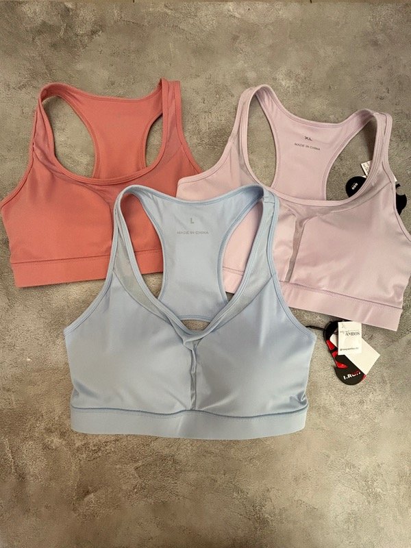 Producto - Top I-run detalle en espalda con bolsillo