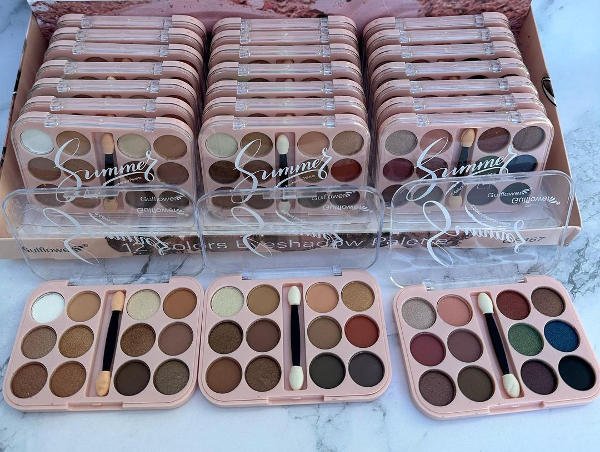 Producto - PALETA SUMMER SOMBRAS MATTE Y BRILLANTES