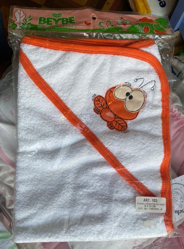 Producto - Toallon Beybe con capucha bordada naranja