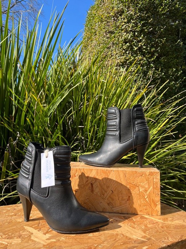 Producto - botas Akiabara 37