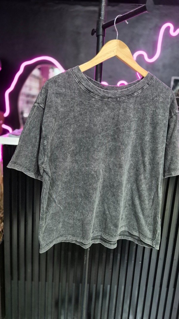 Producto - Remera boxy batik