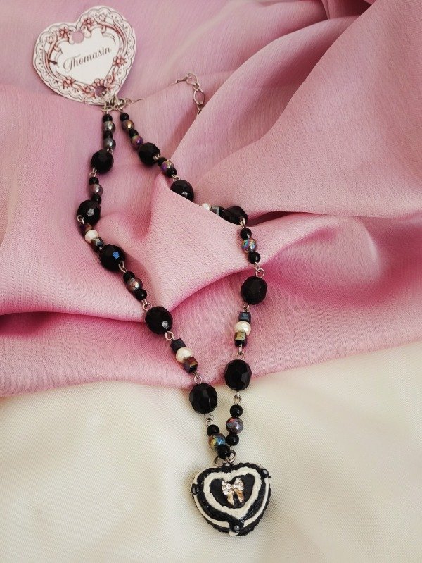 Producto - Collar Gotica