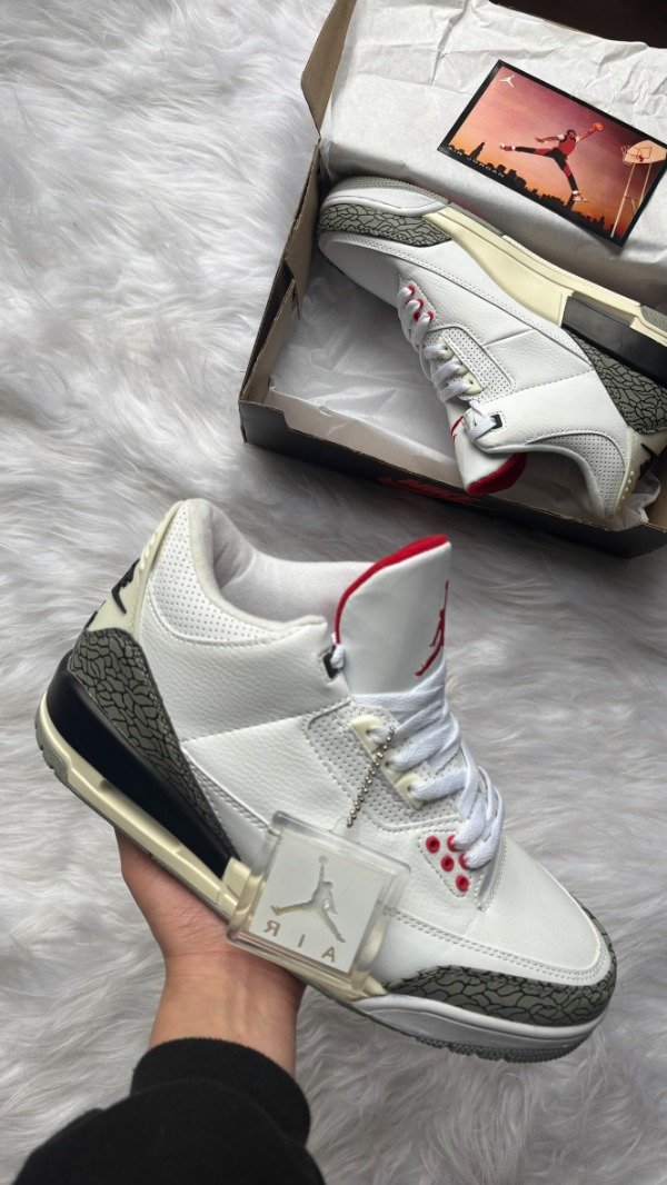 Producto - JORDAN RETRO 3 WHITE CEMENT - 0