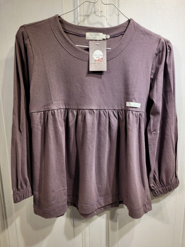 Producto - Remera VAN DIKE violeta Nueva Con etiqueta Talle 12 años- PRECIO: 13X