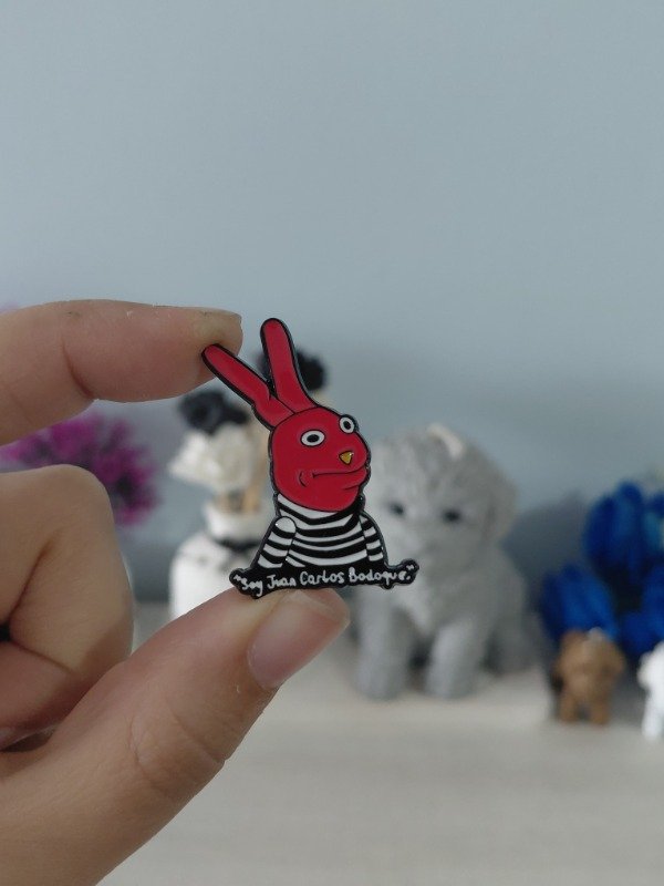 Producto - Pin metalizado - 31 minutos "Soy Juan Carlos Bodoque" #1877