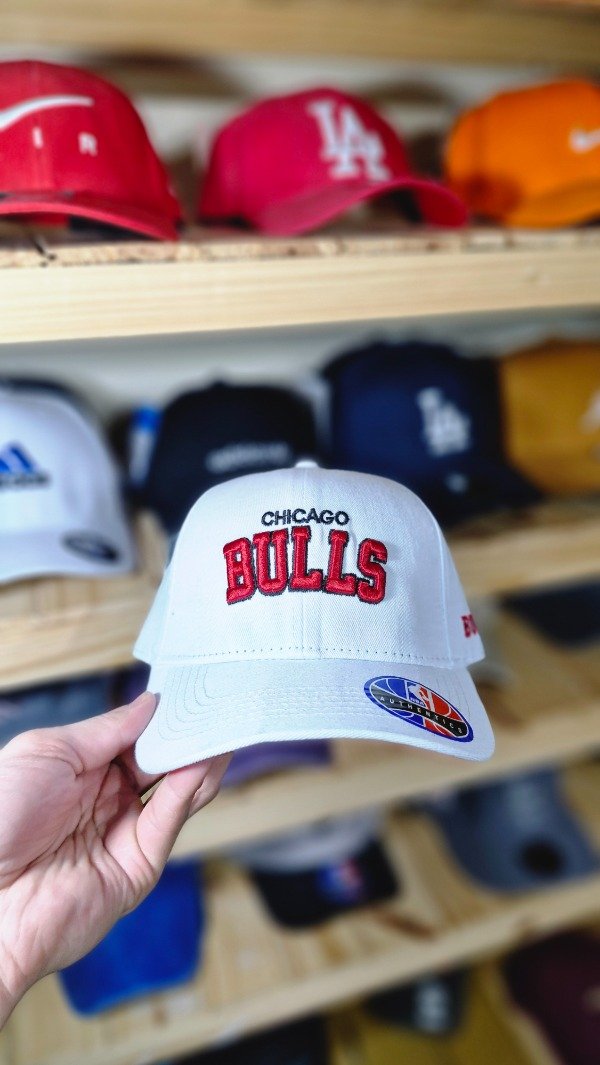 Producto - GORRA NBA BULLS BLANCA