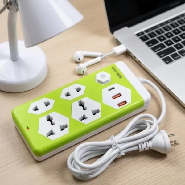 Producto - Zapatilla Extensión 4 Tomas + 2 USB-A + USB-C
