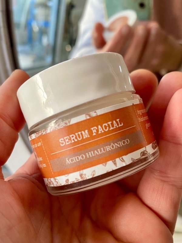 Producto - Serum facial con ácido hialurónico