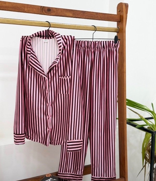 Producto - Pijamas camiseros satén