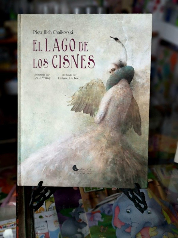 Producto - El lago de los cisnes