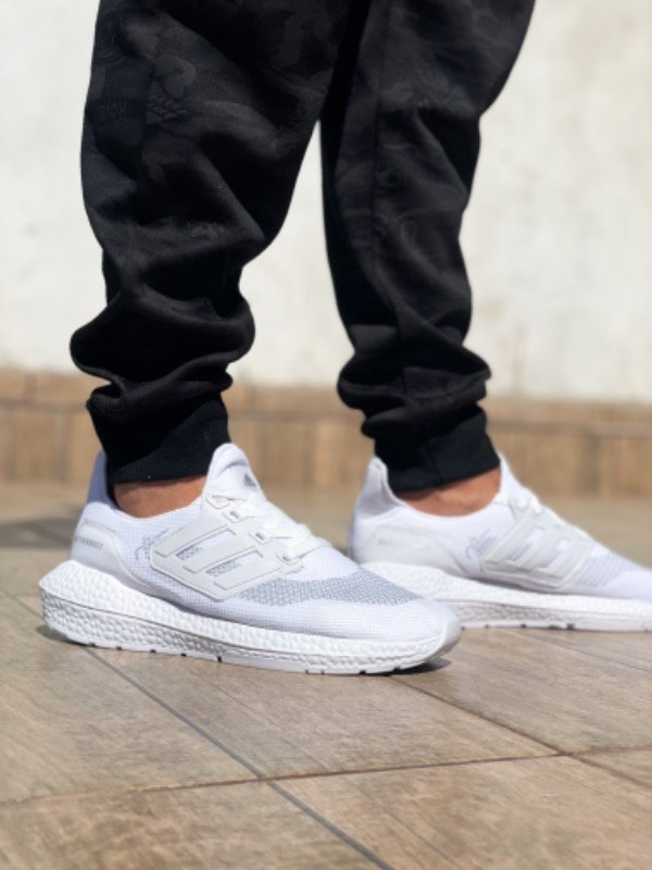 Producto - Ultraboost blanco