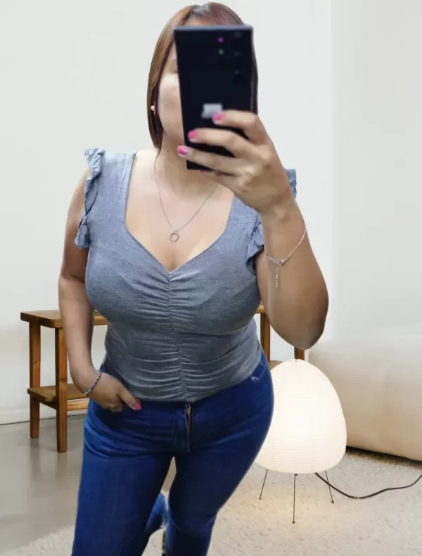 Producto - MUSCULOSA FRUNCE