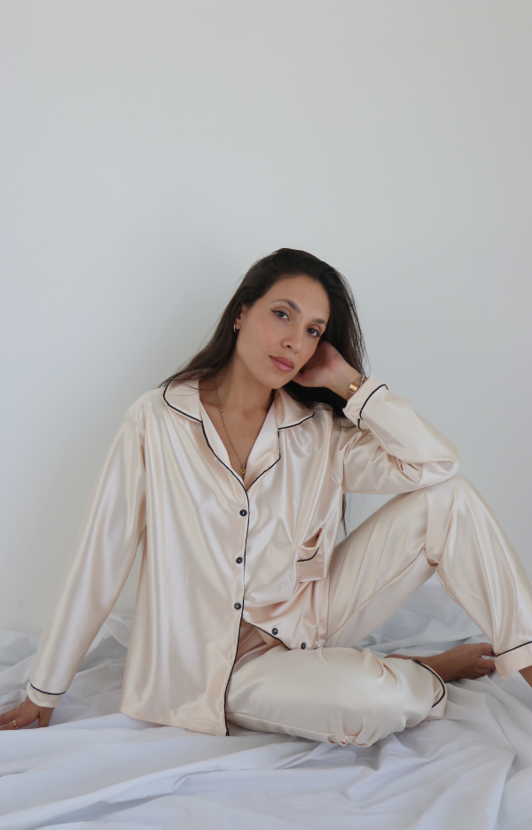 Producto - Pijama camisero satén champagne