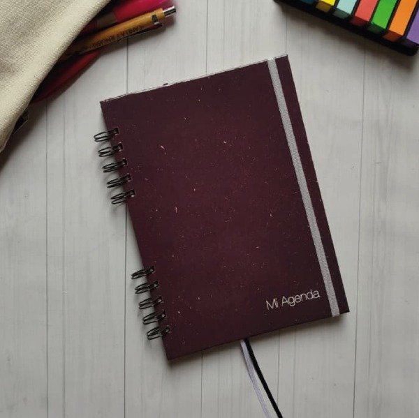 Producto - Agenda una semana por carilla en stock
