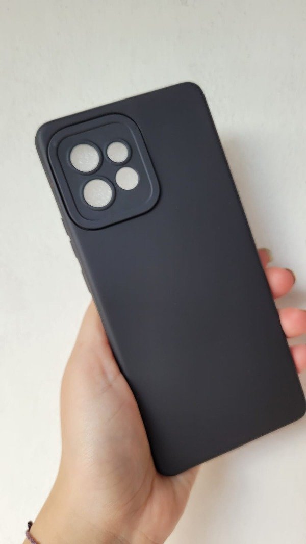 Producto - Edge 40 Pro Funda Anti Golpe Negro