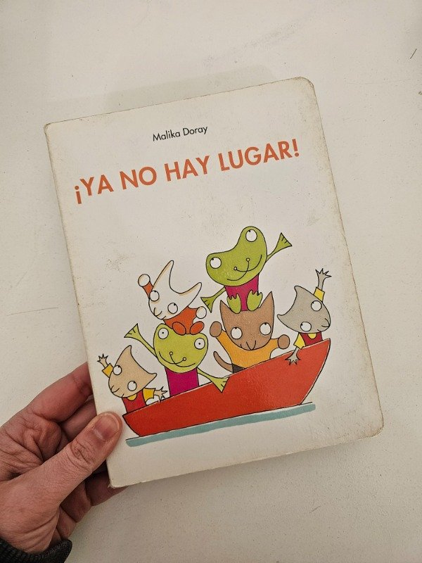 Producto - Ya no hay lugar - Malika Doray