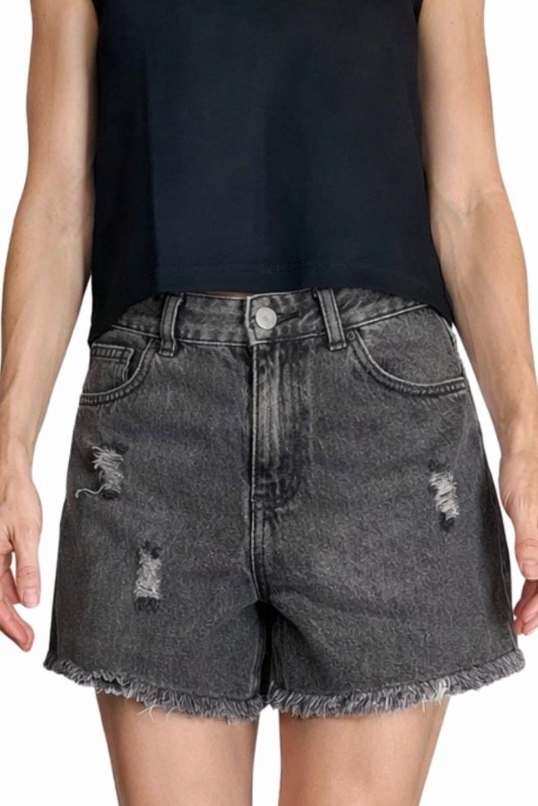 Producto - SHORT RUNA  NEGRO