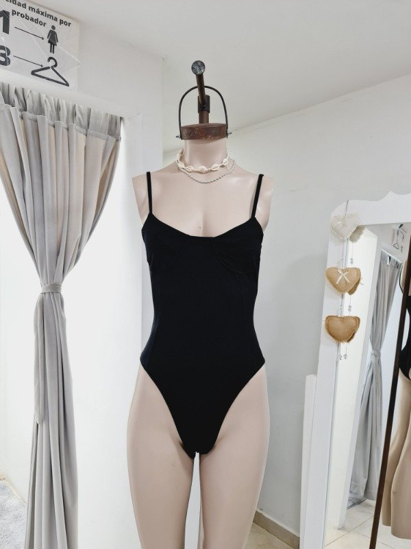 Producto - BODY YAMILA