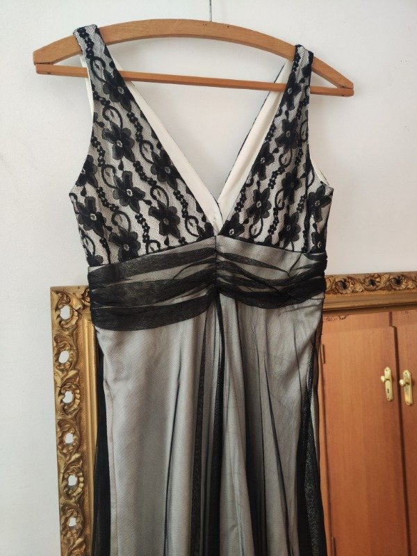Vestido ByN satén, tul y encaje — imagen 5