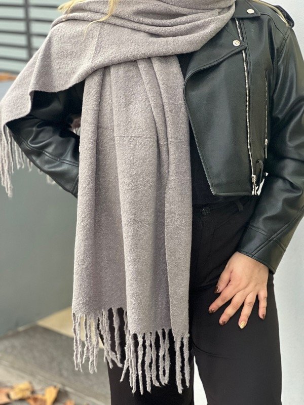 Producto - Bufandon gris plateado