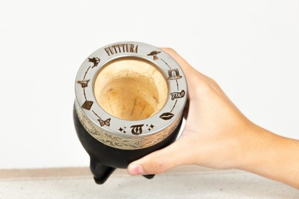Producto - MATE IMPERIAL NEGRO DE CALABAZA CON GRABADO FUTTTURA + BOMBILLA DE REGALO