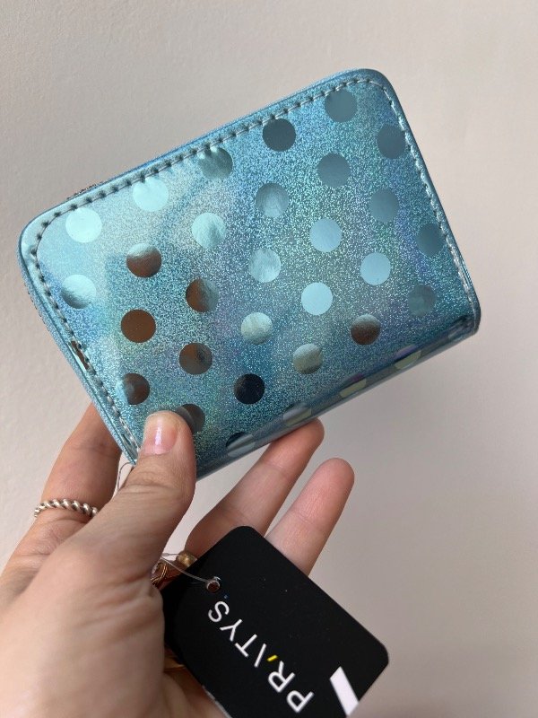 Producto - Billetera celeste metalizada