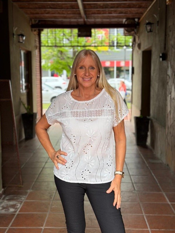Producto - BLUSA BRODERIE BLANCA IMPORTADA PREMIUM - 0
