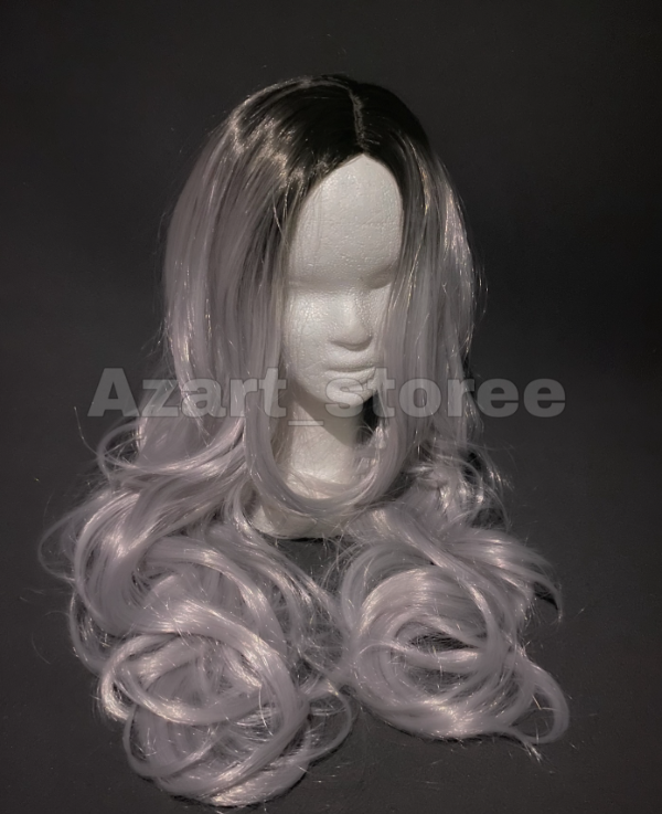 Producto - Peluca gris con raiz negra