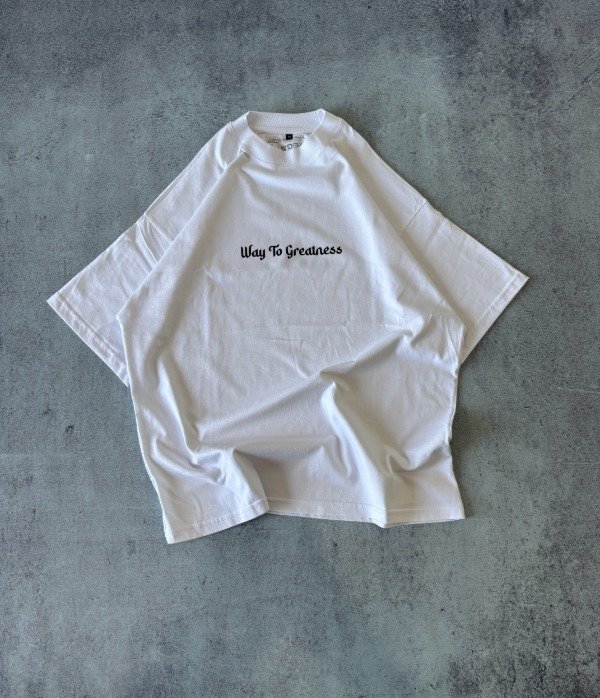 Producto - Remera oversize blanca"Arabian"