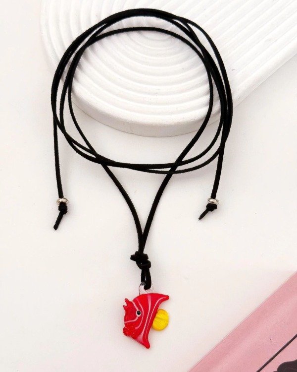 Producto - Collar Gamuza Pecesito