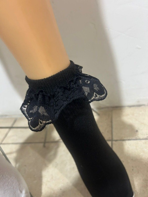 Producto - soquete con puntilla negros